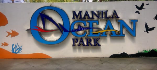 WONDER INSIDE THE OCEAN: Manila Ocean Park: photo 1