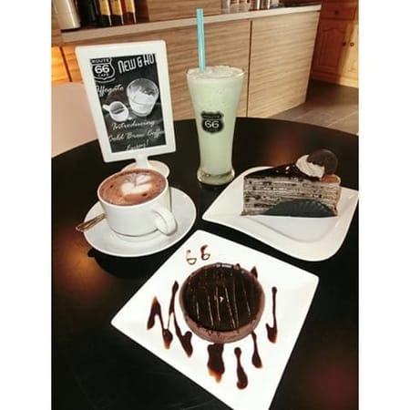 Malaysia: Best Cafes in Miri, Sarawak: photo 1