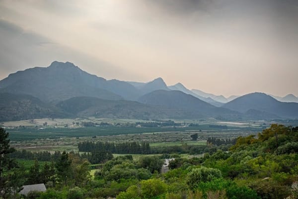 A glass of wine and a hot bath on the South African West Coast: photo 2