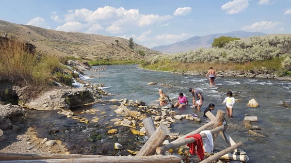 Hot Springs Around the World: photo 6