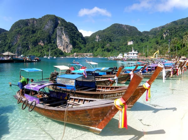 Ko Phi Phi: Adventures on Thailand's Most Spectacular Island: photo 6