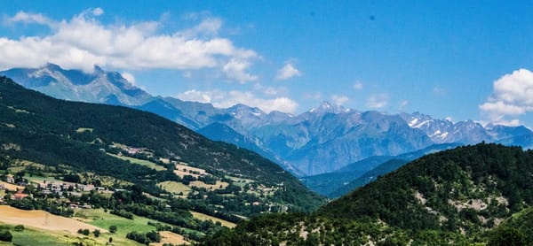 Lac de Monteynard- a hidden pearl in France: photo 3