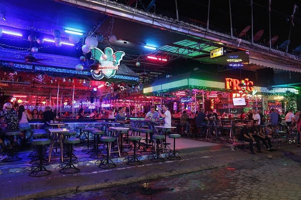 Do’s and don’ts when entering Pattaya’s nightlife: photo 1