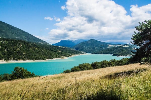 Lac de Monteynard- a hidden pearl in France: photo 5