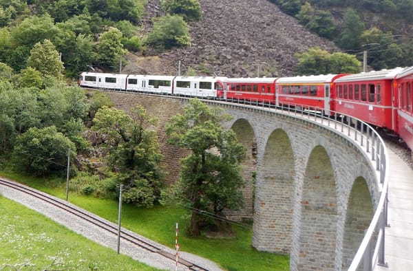 Luxurious Summer Getaway to St. Moritz: photo 1