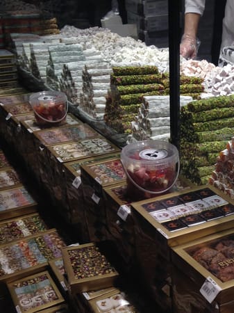 Istanbul: baklava and a shopping spree in the Grand Bazaar: photo 4