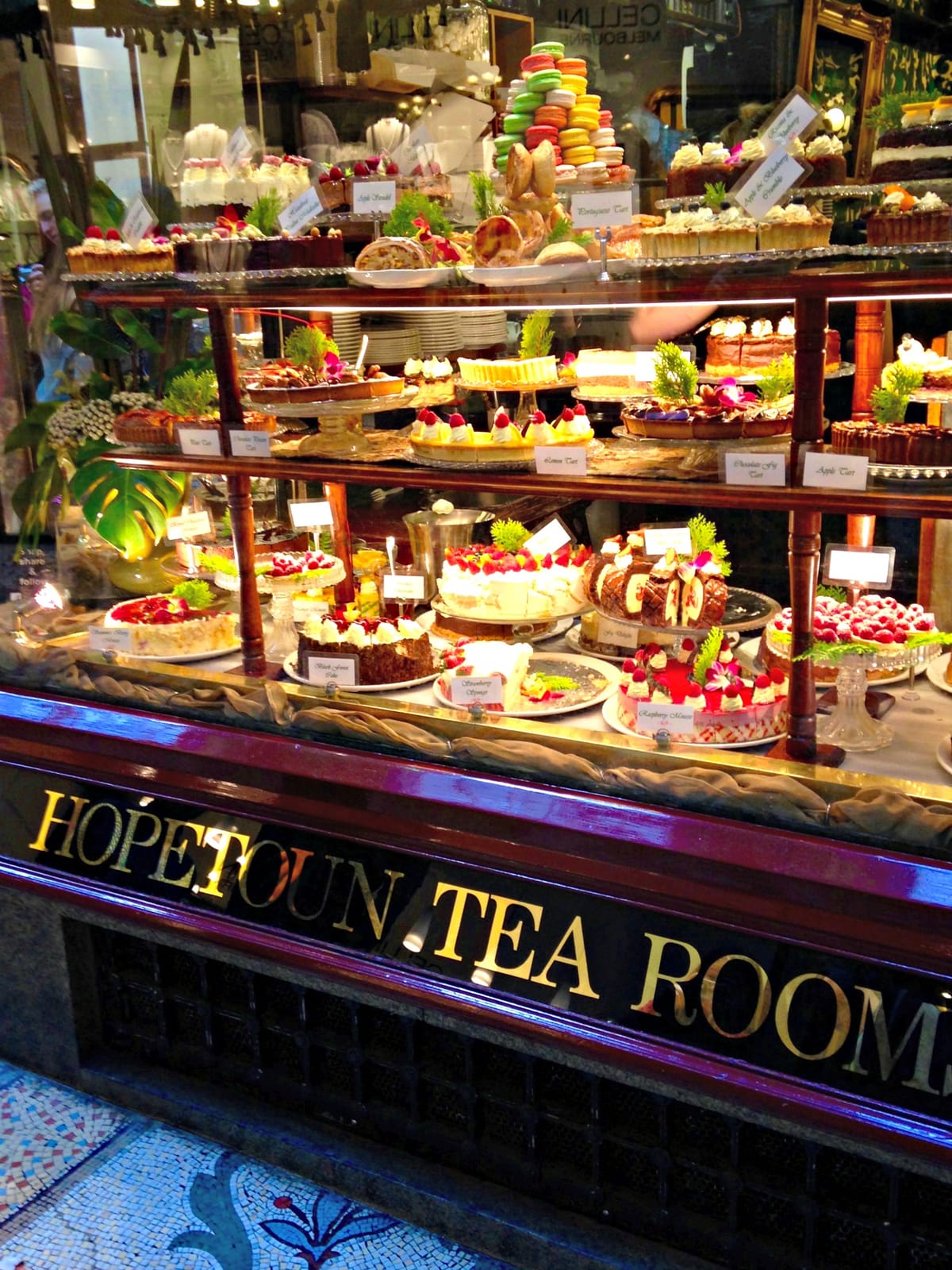 See the sights of old Melbourne in a day