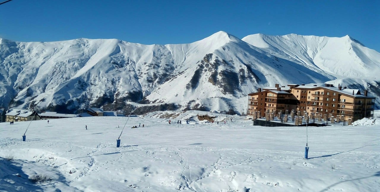 Inexpensive Ski Resort: why to go to Georgia