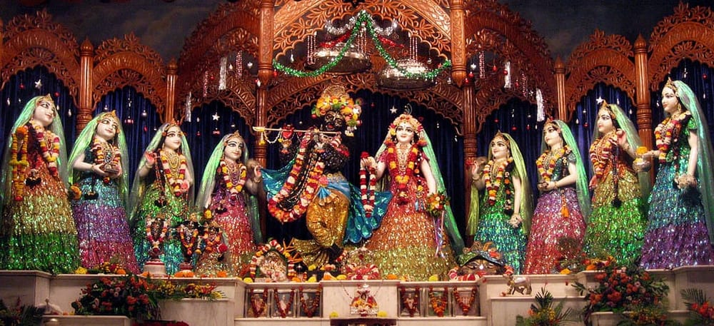 Famous Places To Visit In Vrindavan, Mathura : Holy Town of India