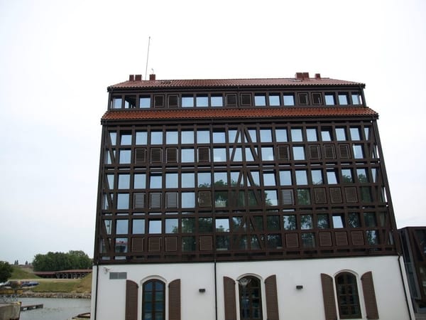 Welcome To Lithuania: The Land of The  Beautiful Ladies: photo 4