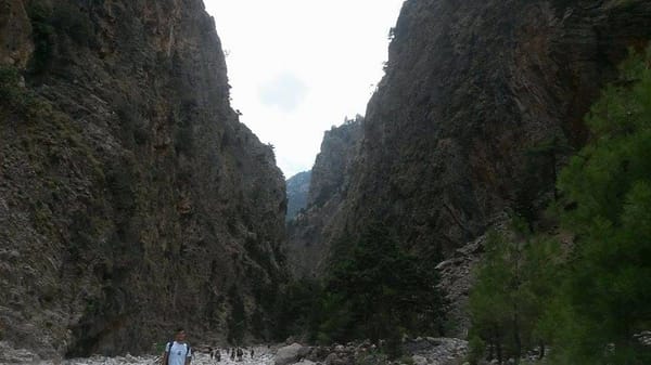 Hiking in the Gorge of Samaria: photo 2