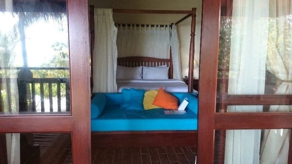 Maldives: Choose a Resort for your Trip knowing the difference: photo 3