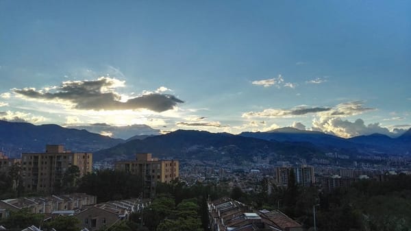 Some basics before traveling to Medellin, Colombia: photo 1