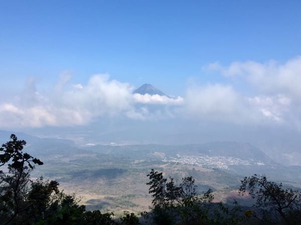 Pacaya: Adventures on an active Volcano in Guatemala: photo 5