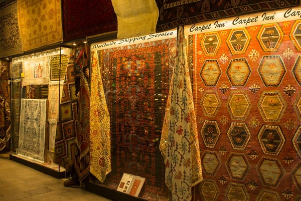 Istanbul - oriental trade in Grand Bazaar: photo 11