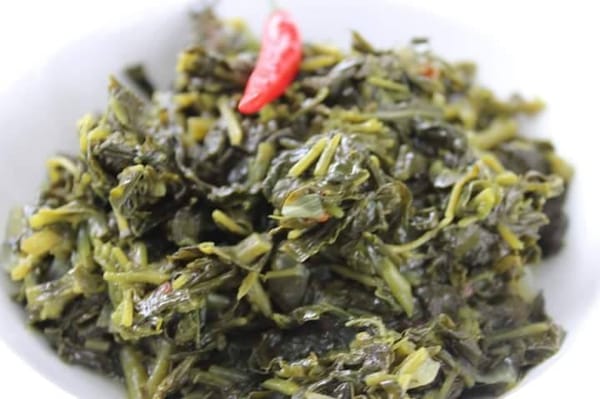 Sampling Traditional Foods in Zambia: photo 2