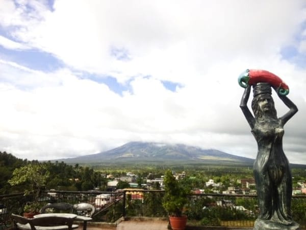 Flying Solo in Albay: photo 2