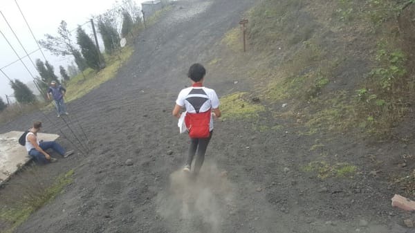 Pacaya: Adventures on an active Volcano in Guatemala: photo 9