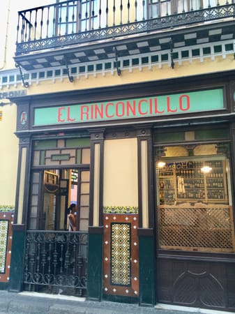 The Oldest Tavern in Sevilla, Spain: photo 2