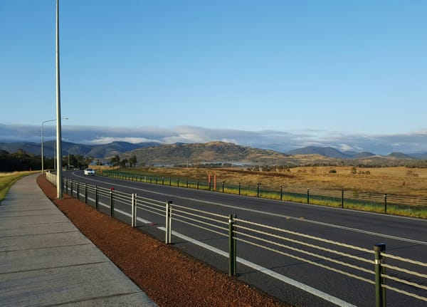 Canberra: The Bush Capital of Australia: photo 1