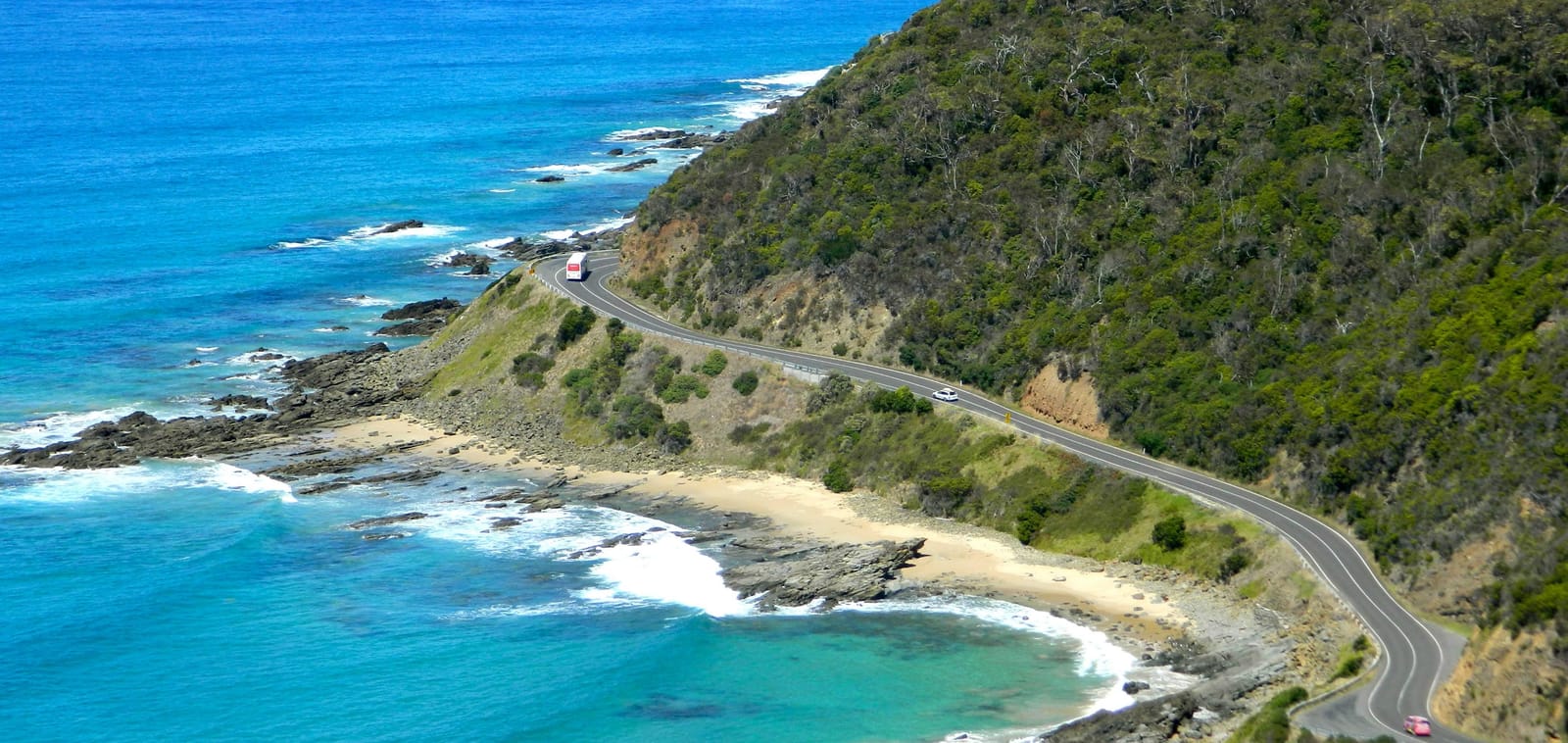 Girls on the Road: The Great Ocean Road, Australia.