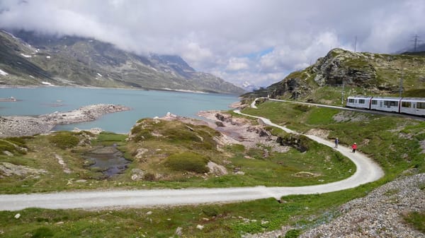 Luxurious Summer Getaway to St. Moritz: photo 3