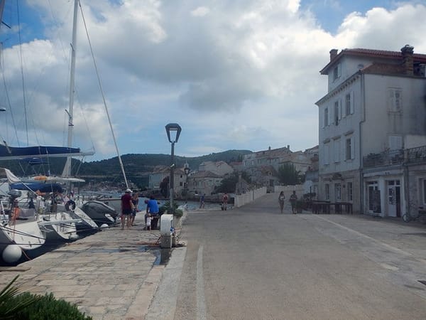 Sailing into the sunset - from Trogir to Hvar and Vis: photo 12