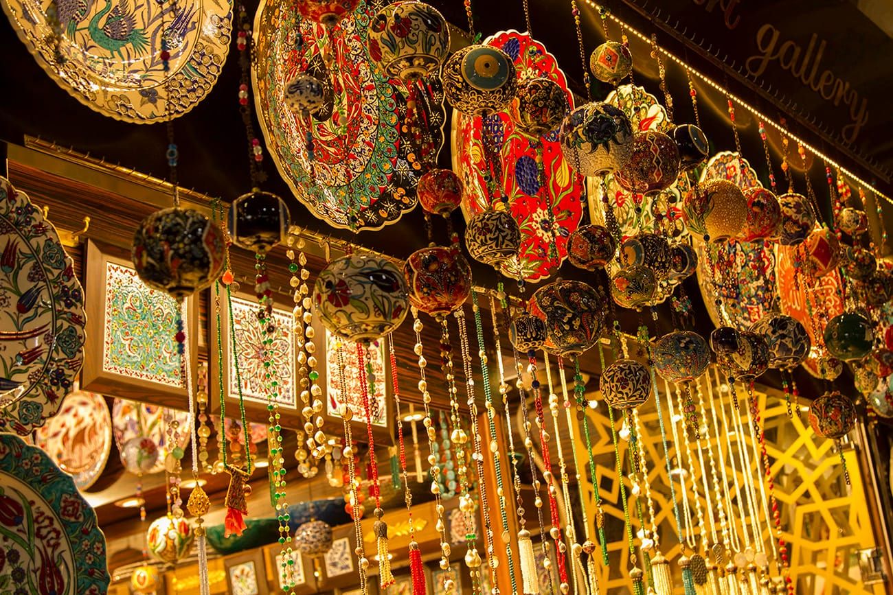 Istanbul - oriental trade in Grand Bazaar