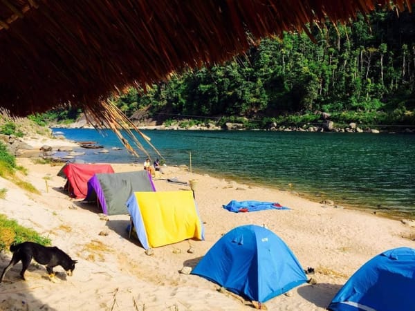 India's River Umngot is the best Camping Spot: photo 3
