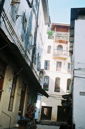 Zanzibar: Beautiful Beaches and Winding Alleys: photo 2