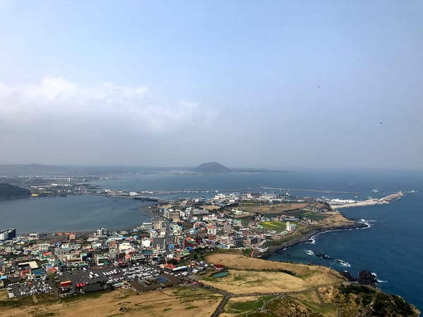 Jeju Island Solo Backpacking: A small person on a big island: photo 2