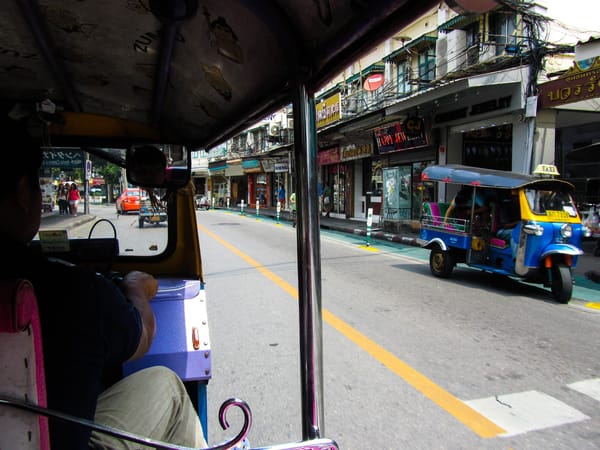 Bangkok: Jet Lag and Newbie Nerves on Khao San Road: photo 2