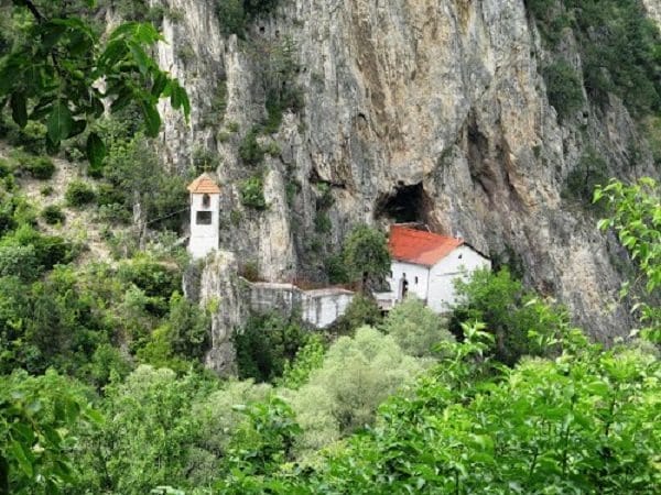 The Old Cave Churches of Macedonia: photo 4