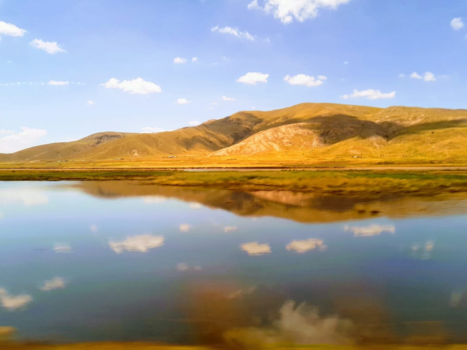 My trip to Peru: colours, smiles and a thousand landscapes