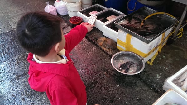 Hong Kong: Why not visit the oldest district?: photo 5