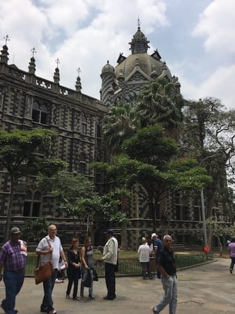 Medellin: A Thriving Metropolis: photo 1