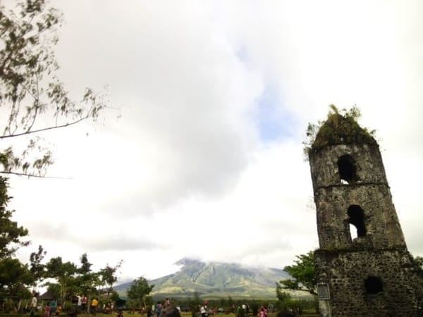 Flying Solo in Albay: photo 4