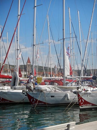 Sailing into the sunset - from Trogir to Hvar and Vis: photo 1