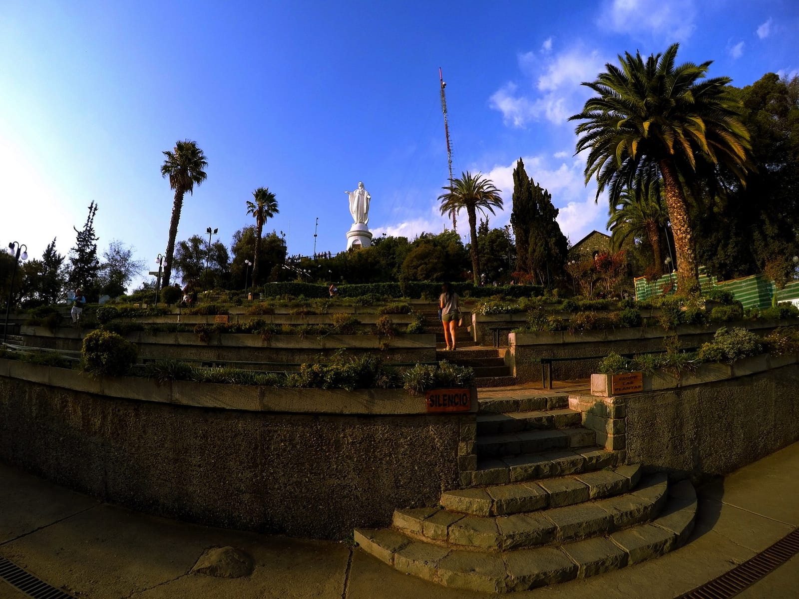 10 THINGS TO DO IN SANTIAGO DE CHILE