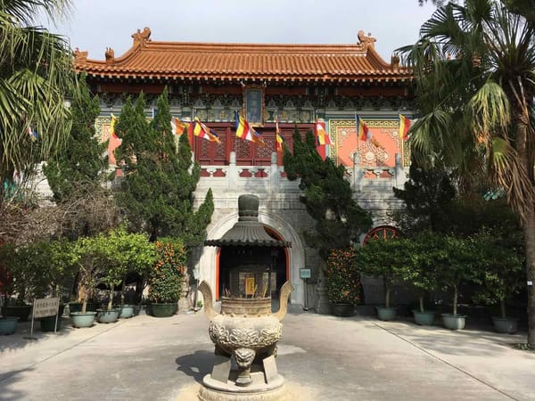 11 Things for travellers to do in Hong Kong: photo 4