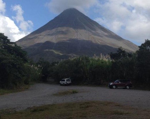 Thinking Of Driving In Costa Rica? What You Should Know First