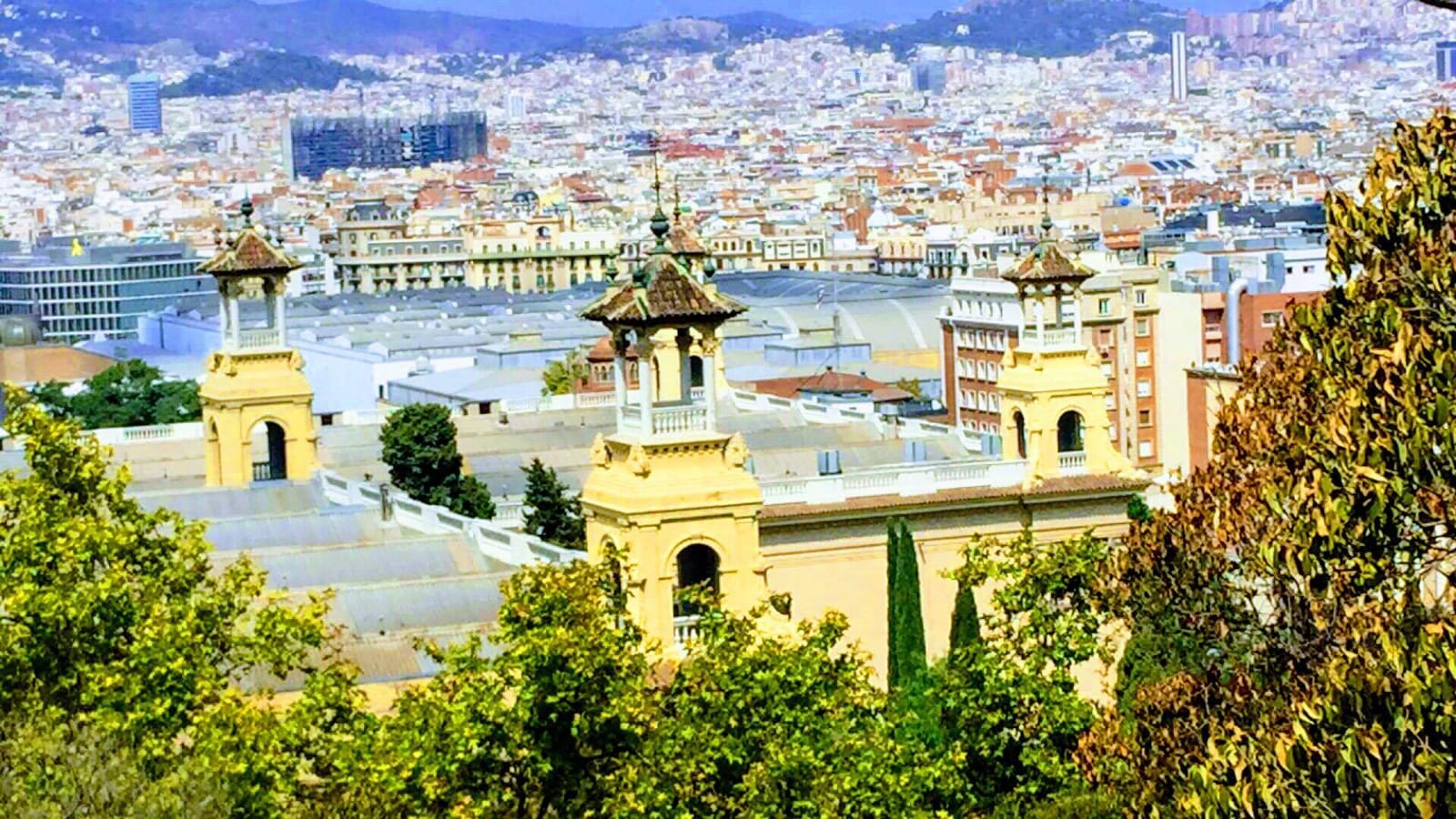 SPAIN: EAT, PLAY AND DANCE IN BARCELONA