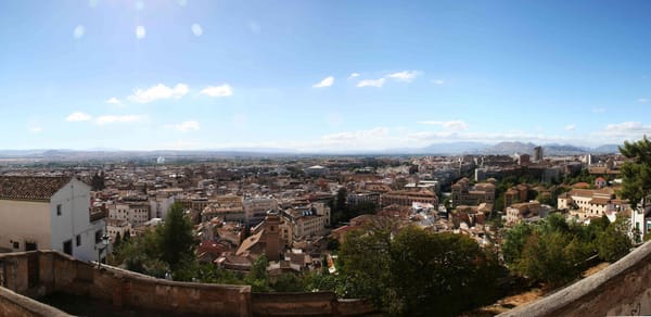 Spain : Exploring history in Granada: photo 2