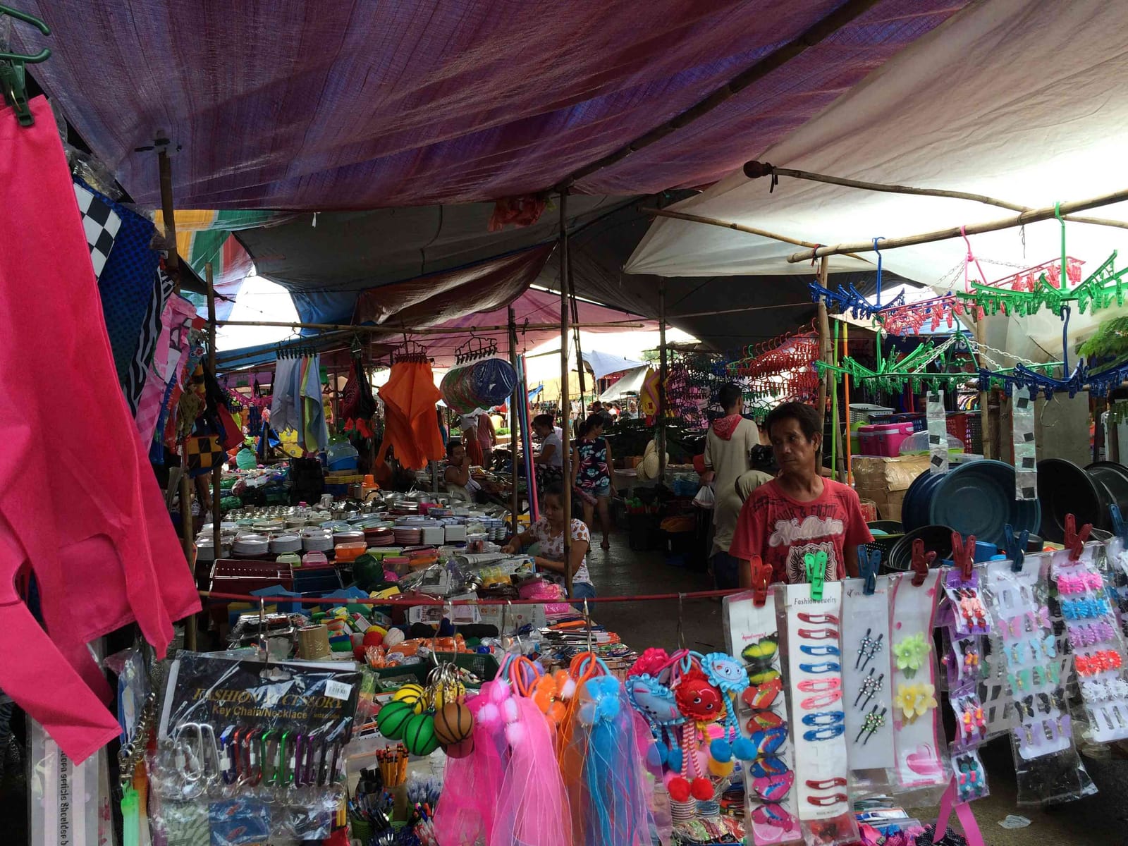 Tiangge: Cultural Philippine Bazaar