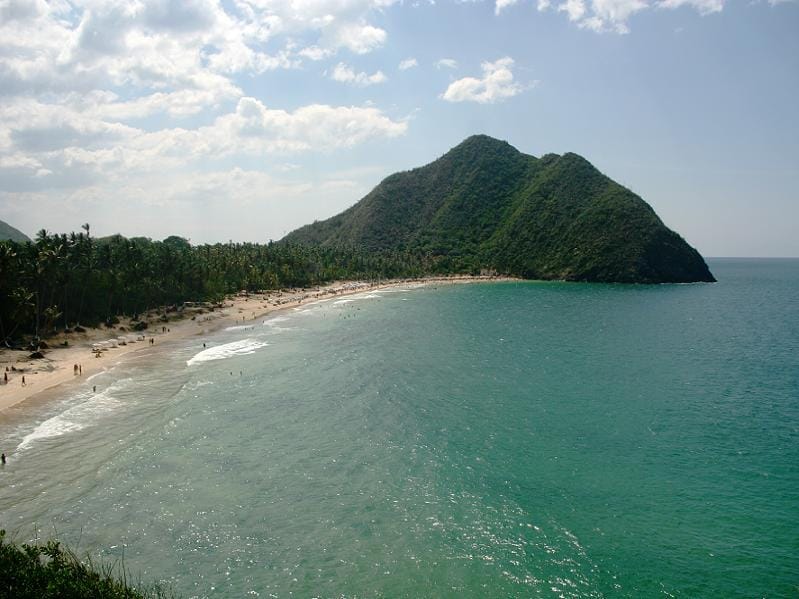 Choroní: Cloud forest, bluegreen beaches, rivers and drums