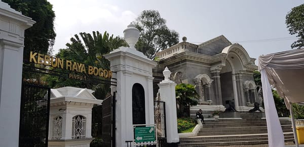 One-day trip to Bogor: Temples, Waterfalls and More!: photo 9
