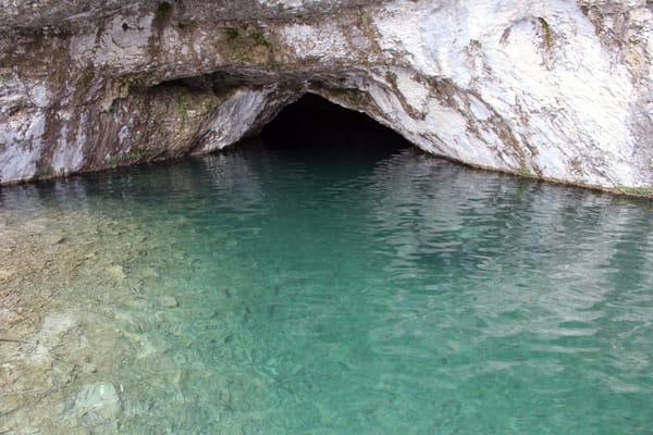 Plitvice Lakes: a frozen paradise during winter: photo 4