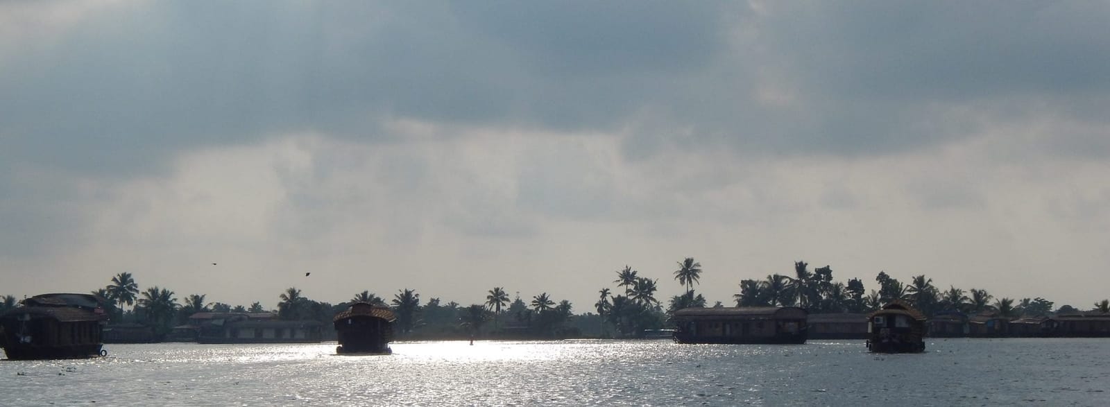 Kerala : Must Visit Places From Kochi to Thiruvananthapuram