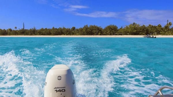 New Caledonia: Lost French Paradise: photo 1