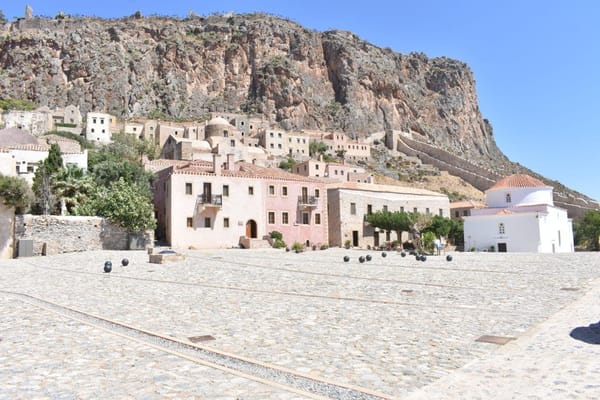 Best Places to Visit in the Peloponnese Peninsula: photo 4
